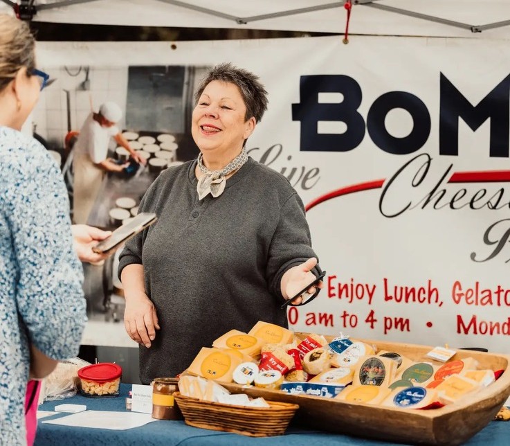 Bibi at the Qualicum Beach Farmers' Market